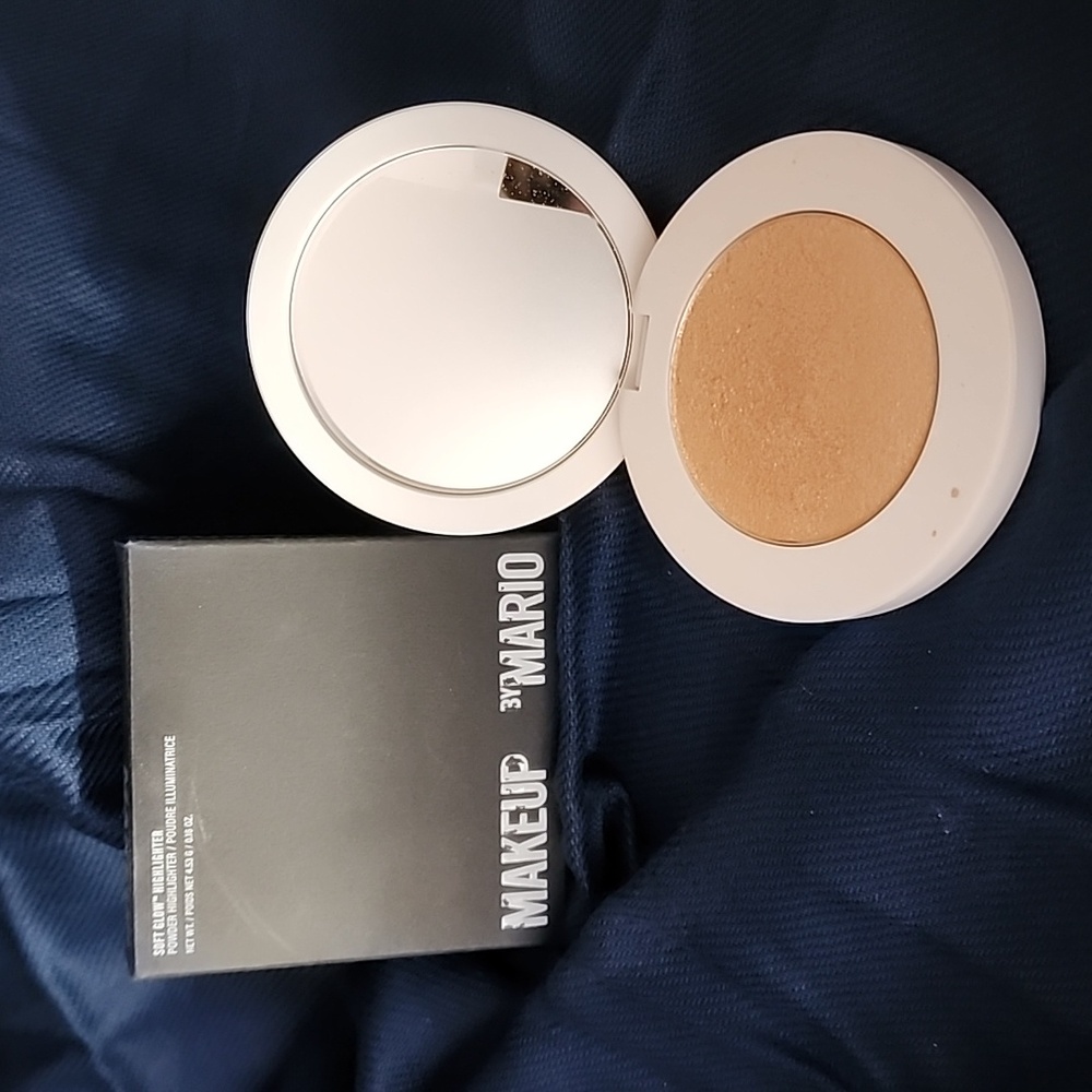Makeup by Mario Soft Glow Highlighter In Golden